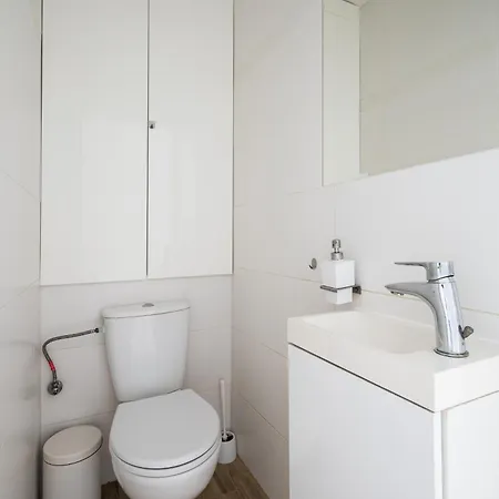 Lägenhet Embassy Avenue At Royal Park By Bookinghost