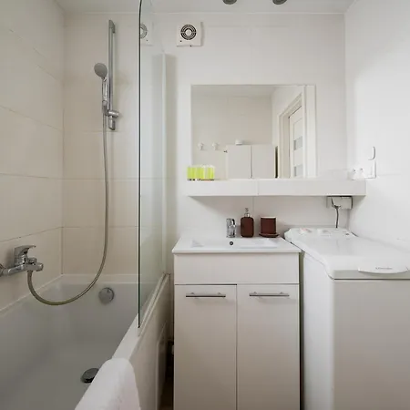 Appartement Embassy Avenue At Royal Park By Bookinghost