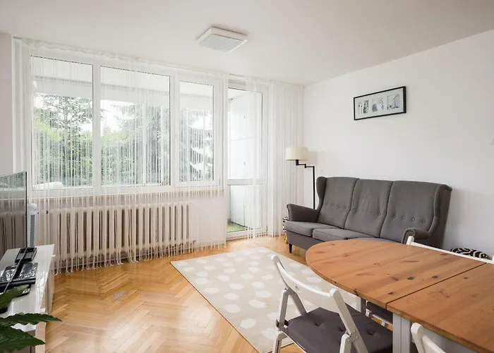 Embassy Avenue At Royal Park By Bookinghost Apartment