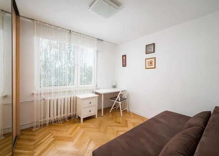 Embassy Avenue At Royal Park By Bookinghost Warsaw